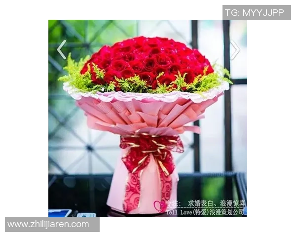 足球巨星浪漫策划绿茵场求婚现场感动全场见证真爱瞬间