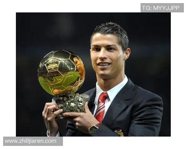 足球球星巅峰时期的辉煌时刻与荣耀成就全景解析